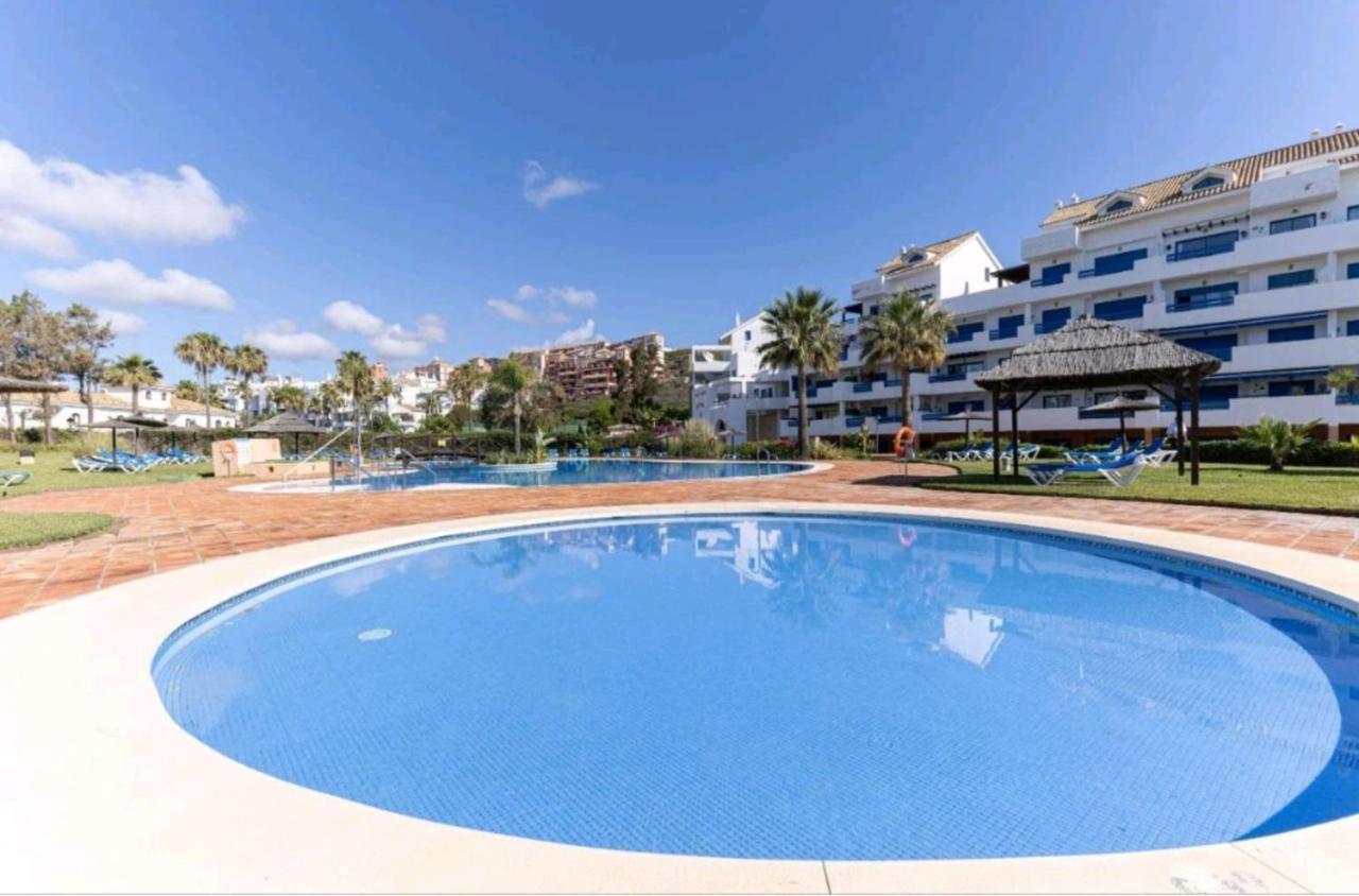 El Hacho Manilva Exterior photo